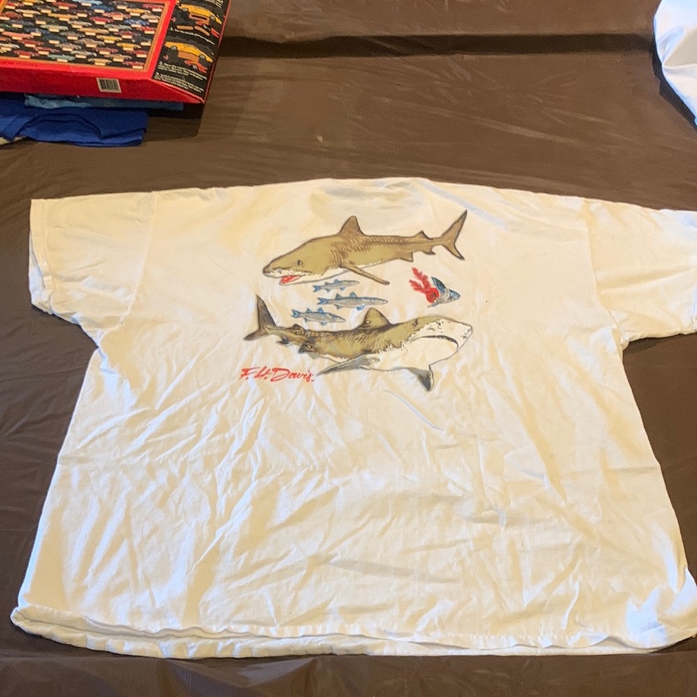 3XL white F.H. Davis Outdoors t-shirt WITH TIGER SHARKS ON BACK